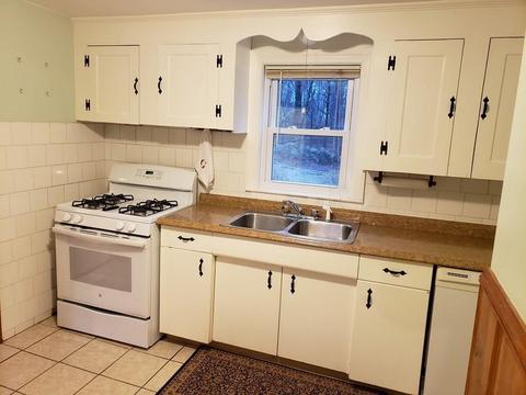 72 Waldron Rd, Braintree, MA 02184 photo 3