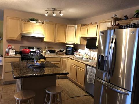7 Bradley Ct, Fall River, MA 02720 photo 3