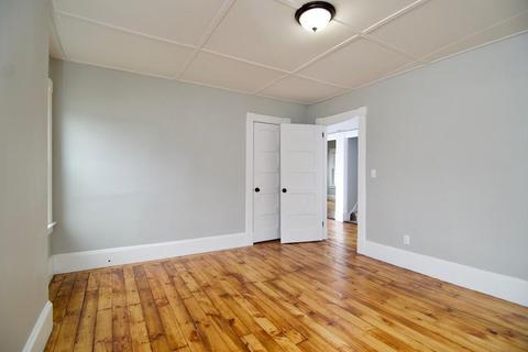 1604 Dwight St, Springfield, MA 01107 photo 32
