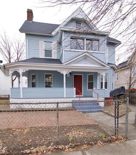 1604 Dwight St, Springfield, MA 01107 photo 1