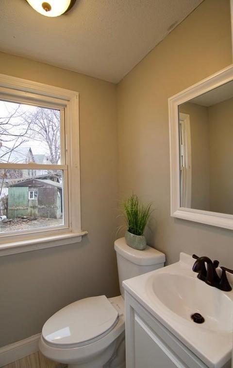 1604 Dwight St, Springfield, MA 01107 photo 19