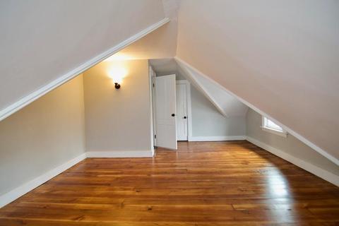 1604 Dwight St, Springfield, MA 01107 photo 41