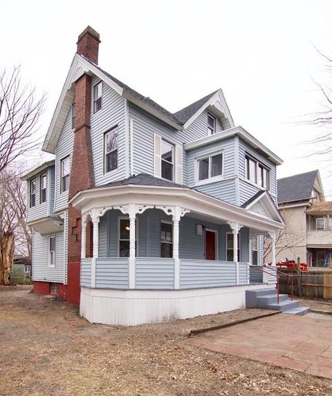 1604 Dwight St, Springfield, MA 01107 photo 2