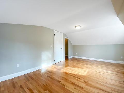 44 Curve St, Springfield, MA 01104 photo 21