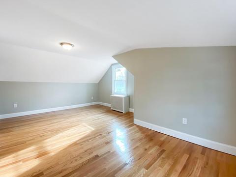 44 Curve St, Springfield, MA 01104 photo 22