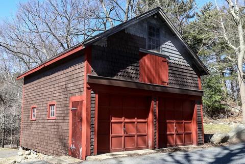 4 Sumner St, Gloucester, MA 01930 photo 5