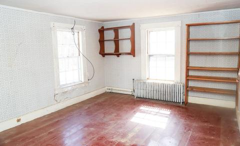4 Sumner St, Gloucester, MA 01930 photo 18