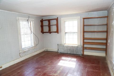 4 Sumner St, Gloucester, MA 01930 photo 17