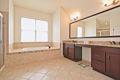 156 Mohawk Path, Holliston, MA 01746 photo 28