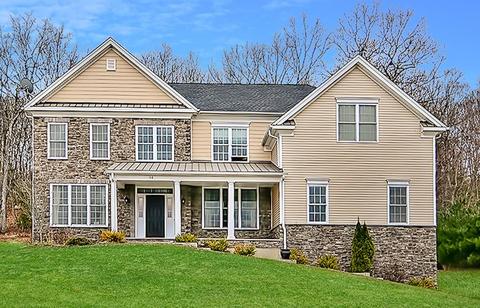 156 Mohawk Path, Holliston, MA 01746 photo 1