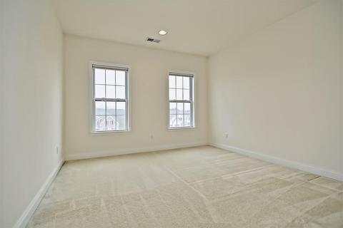 156 Mohawk Path, Holliston, MA 01746 photo 37