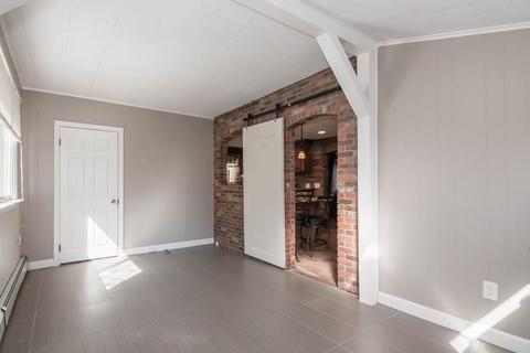 16 E Pleasant St, Lawrence, MA 01841 photo 25