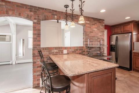 16 E Pleasant St, Lawrence, MA 01841 photo 22