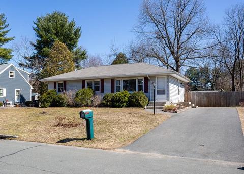 15 Beyer Dr, Easthampton, MA 01027 photo 3