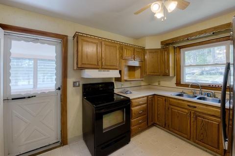 10 Pleasant Ter, Ware, MA 01082 photo 11