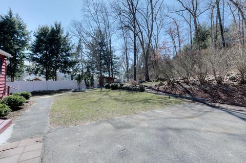 10 Pleasant Ter, Ware, MA 01082 photo 33