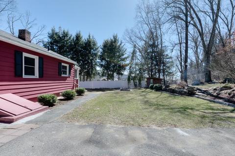 10 Pleasant Ter, Ware, MA 01082 photo 34