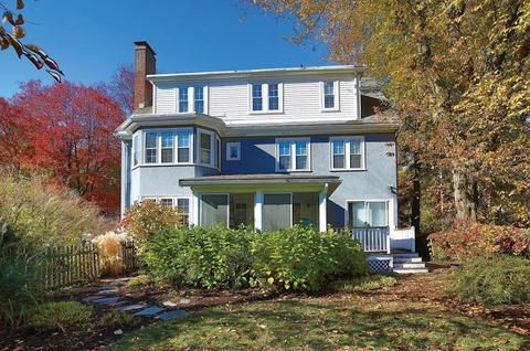 26 Downing Rd, Brookline, MA 02445 photo 10