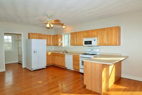 42 Bartlett St #2, Beverly, MA 01915 photo 13