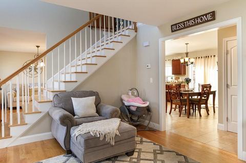 315 Neptune St, Fall River, MA 02721 photo 10