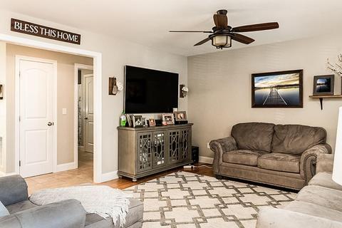 315 Neptune St, Fall River, MA 02721 photo 8