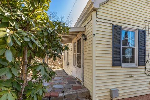 7 Cherry St, Gloucester, MA 01930 photo 1