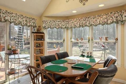21 Sandra Cir, Mendon, MA 01756 photo 11