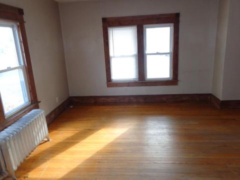 22 Redlands St, Springfield, MA 01104 photo 7