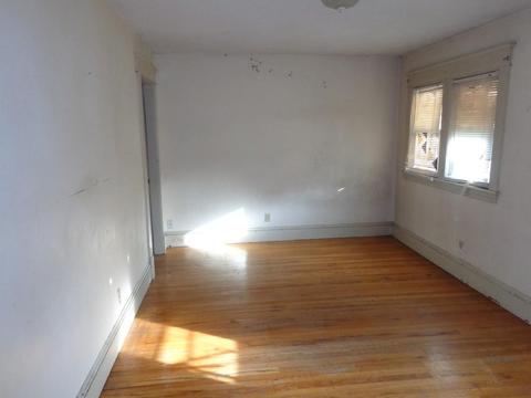 22 Redlands St, Springfield, MA 01104 photo 14