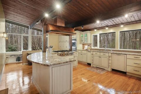 13 Carleton Cir, Boxford, MA 01921 photo 5