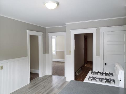 9 Exeter St, Easthampton, MA 01027 photo 17