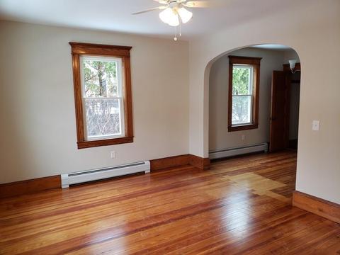 9 Exeter St, Easthampton, MA 01027 photo 6
