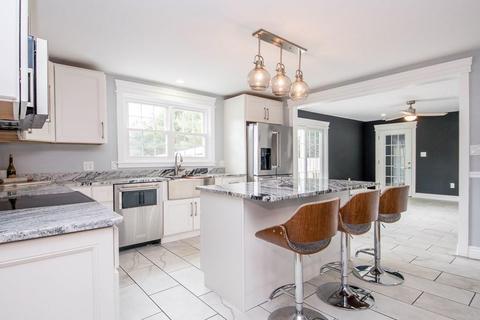 58 Quaker Ln, Acushnet, MA 02743 photo 7