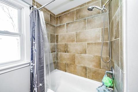 32 Malibu Dr, Springfield, MA 01128 photo 21