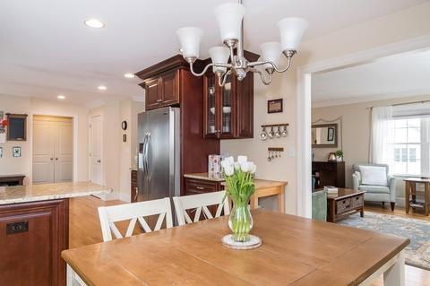 2 Avon St, Natick, MA 01760 photo 8