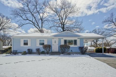 37 Daniel Dr, Chicopee, MA 01013 photo 1