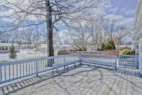37 Daniel Dr, Chicopee, MA 01013 photo 20