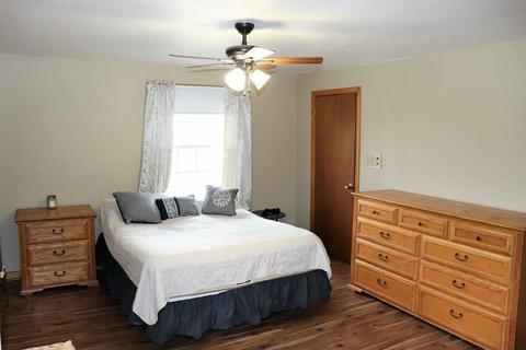 18 Lyons Rd, Dudley, MA 01571 photo 33