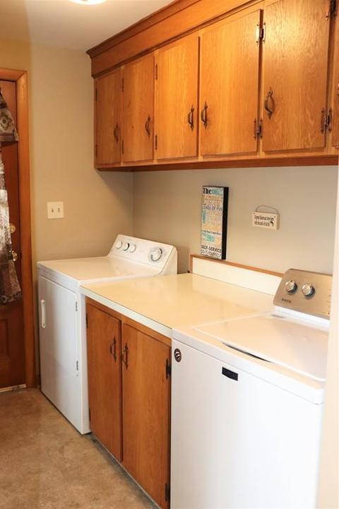 18 Lyons Rd, Dudley, MA 01571 photo 11