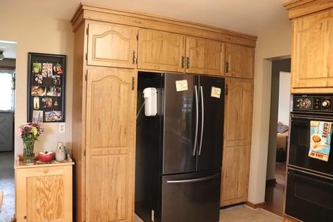 18 Lyons Rd, Dudley, MA 01571 photo 9