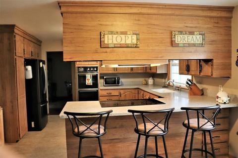 18 Lyons Rd, Dudley, MA 01571 photo 6