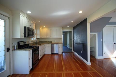 9 E St, Hull, MA 02045 photo 4