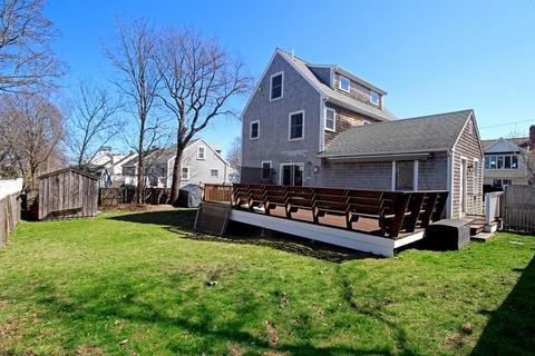 9 E St, Hull, MA 02045 photo 3