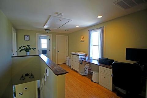 9 E St, Hull, MA 02045 photo 8