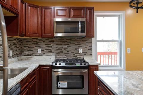 114 Orchard St, Woonsocket, RI 02895 photo 11