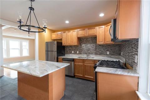 114 Orchard St, Woonsocket, RI 02895 photo 16