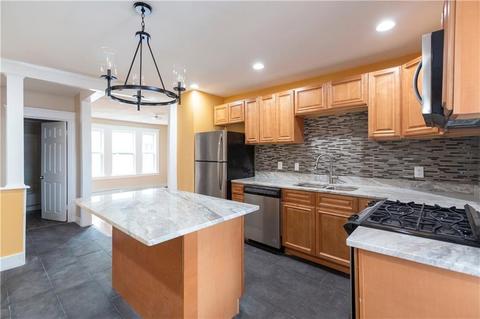 114 Orchard St, Woonsocket, RI 02895 photo 21