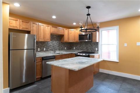 114 Orchard St, Woonsocket, RI 02895 photo 25