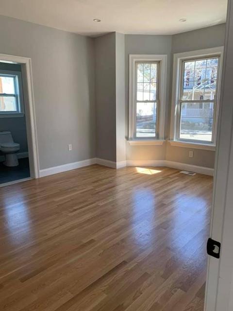 369 Central St, Saugus, MA 01906 photo 5