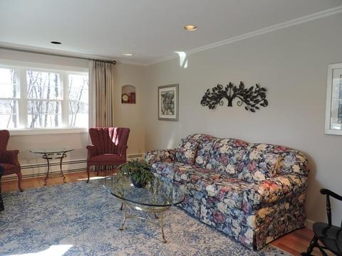 98 Moore Ave, Worcester, MA 01602 photo 4